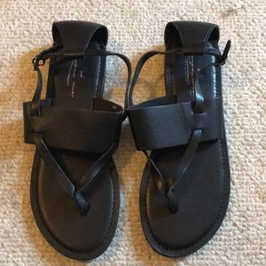 NWOT AEO sandals